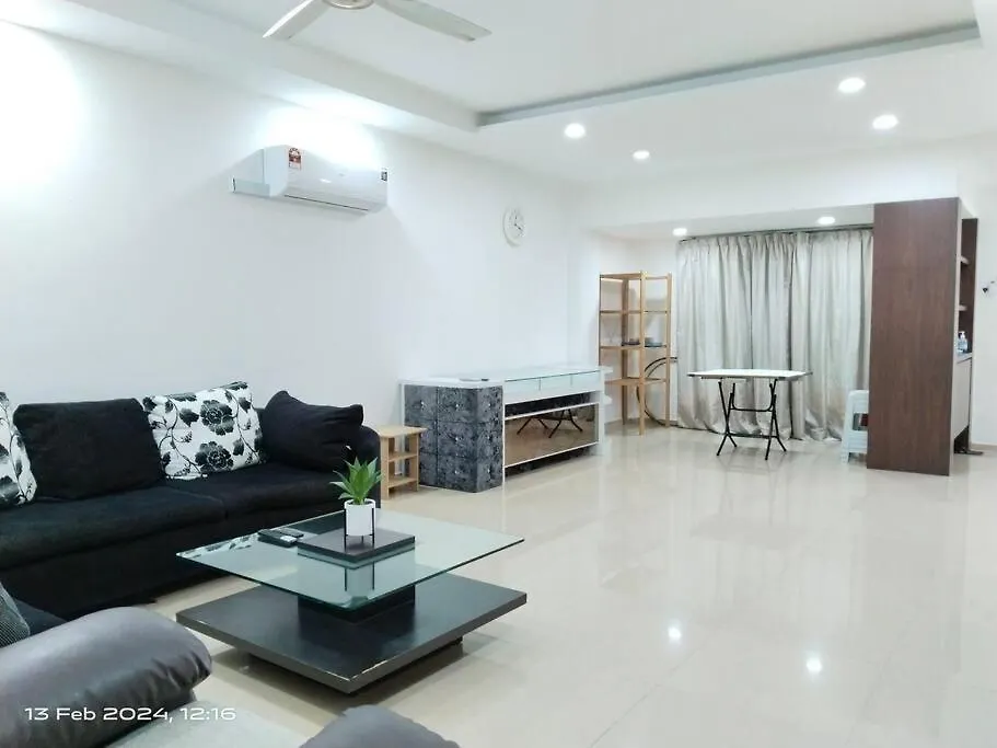 Permas Jaya 2 Storey House Johor Bahru Holiday home